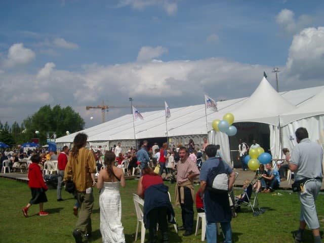 Oneffen ondergrond